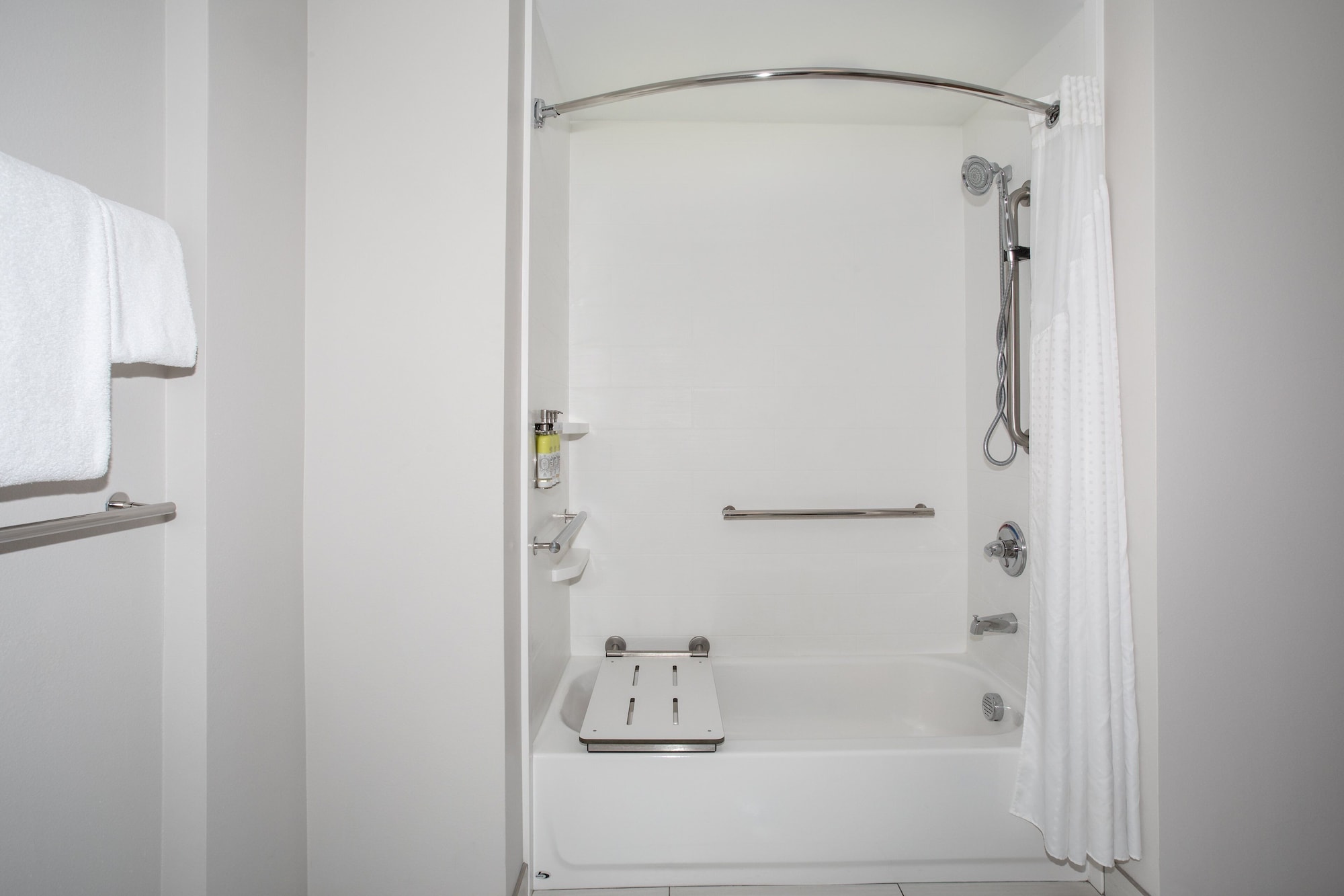 holiday inn express and suites sterling by ihg