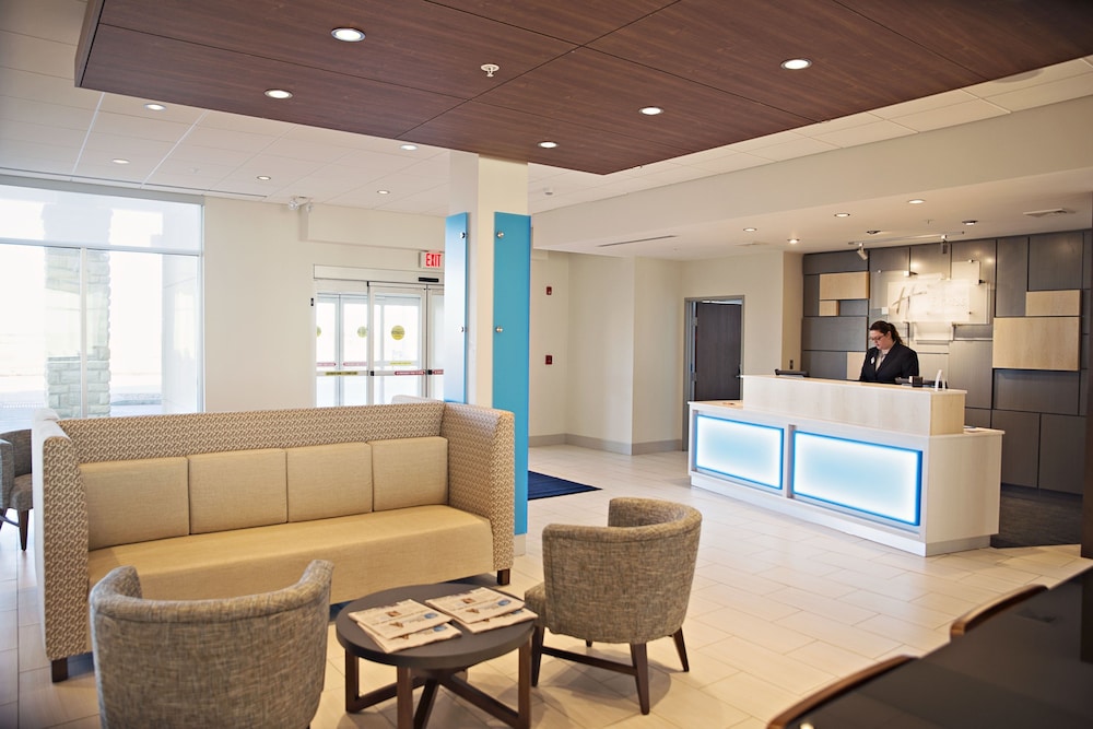 holiday inn express and suites sterling by ihg