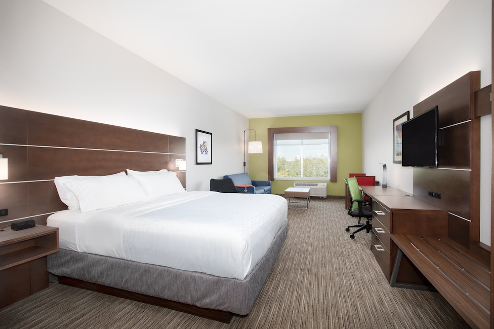 holiday inn express and suites sterling by ihg