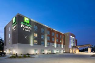 holiday inn express and suites sterling by ihg