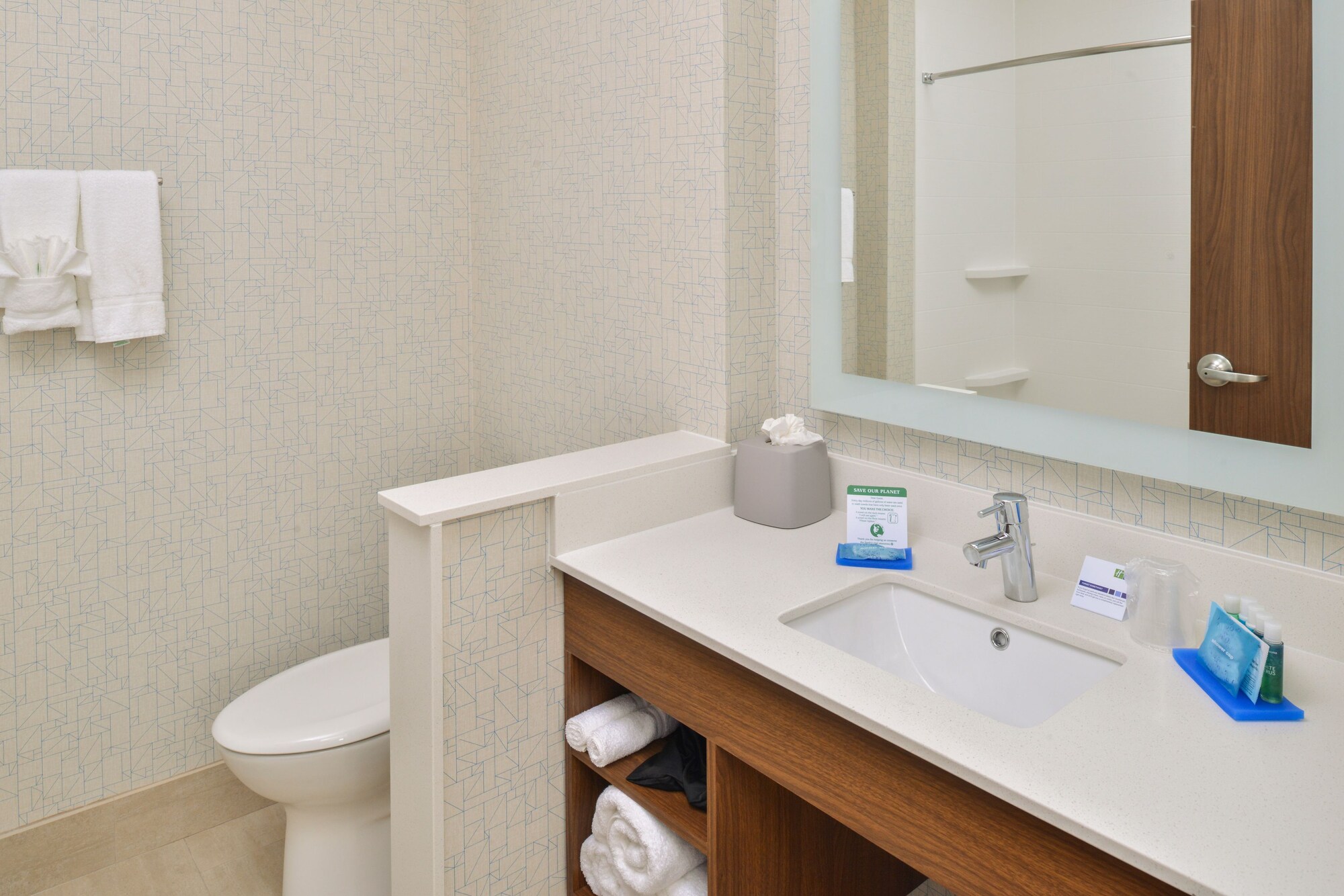 holiday inn express and suites chadron by ihg