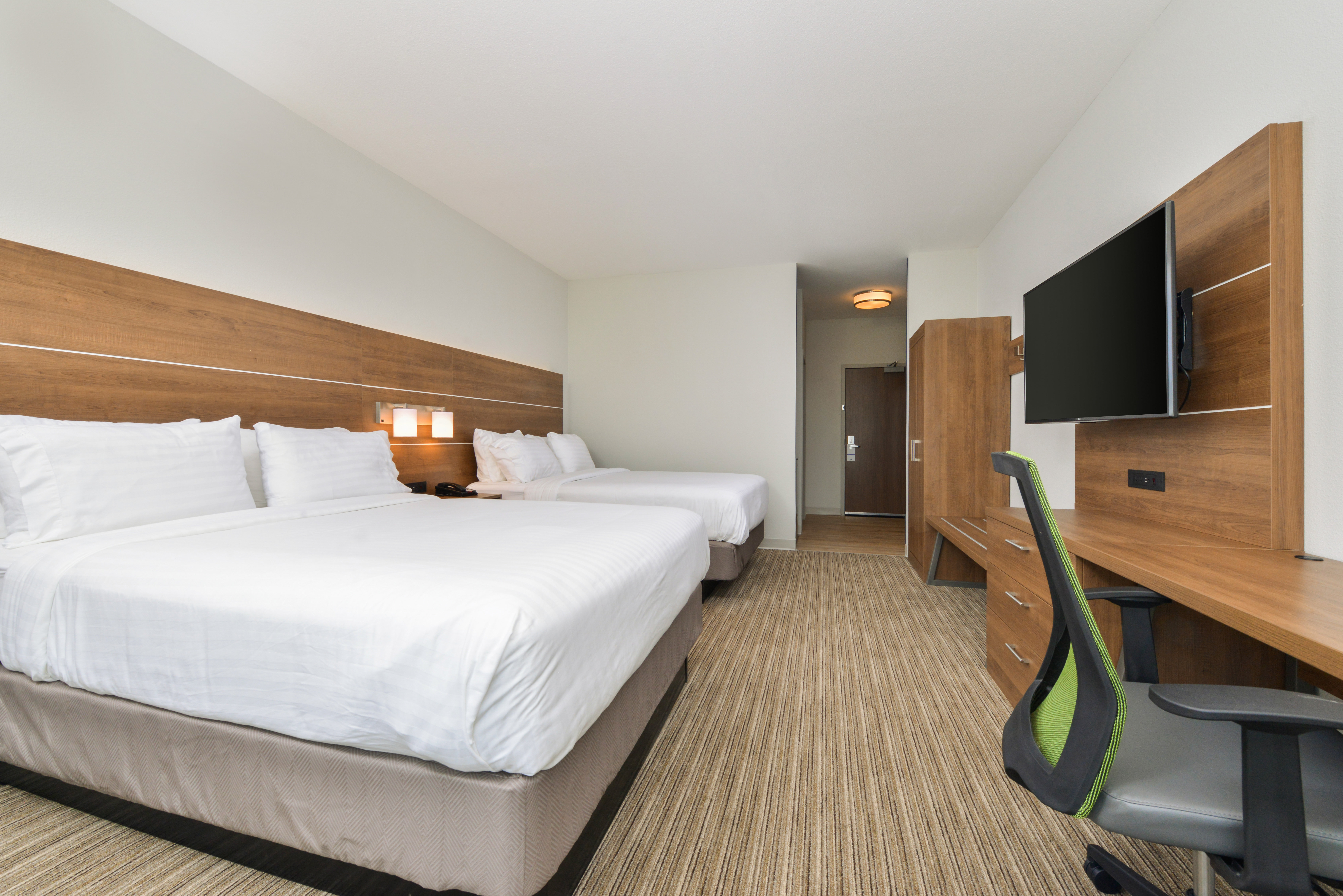 holiday inn express and suites chadron by ihg