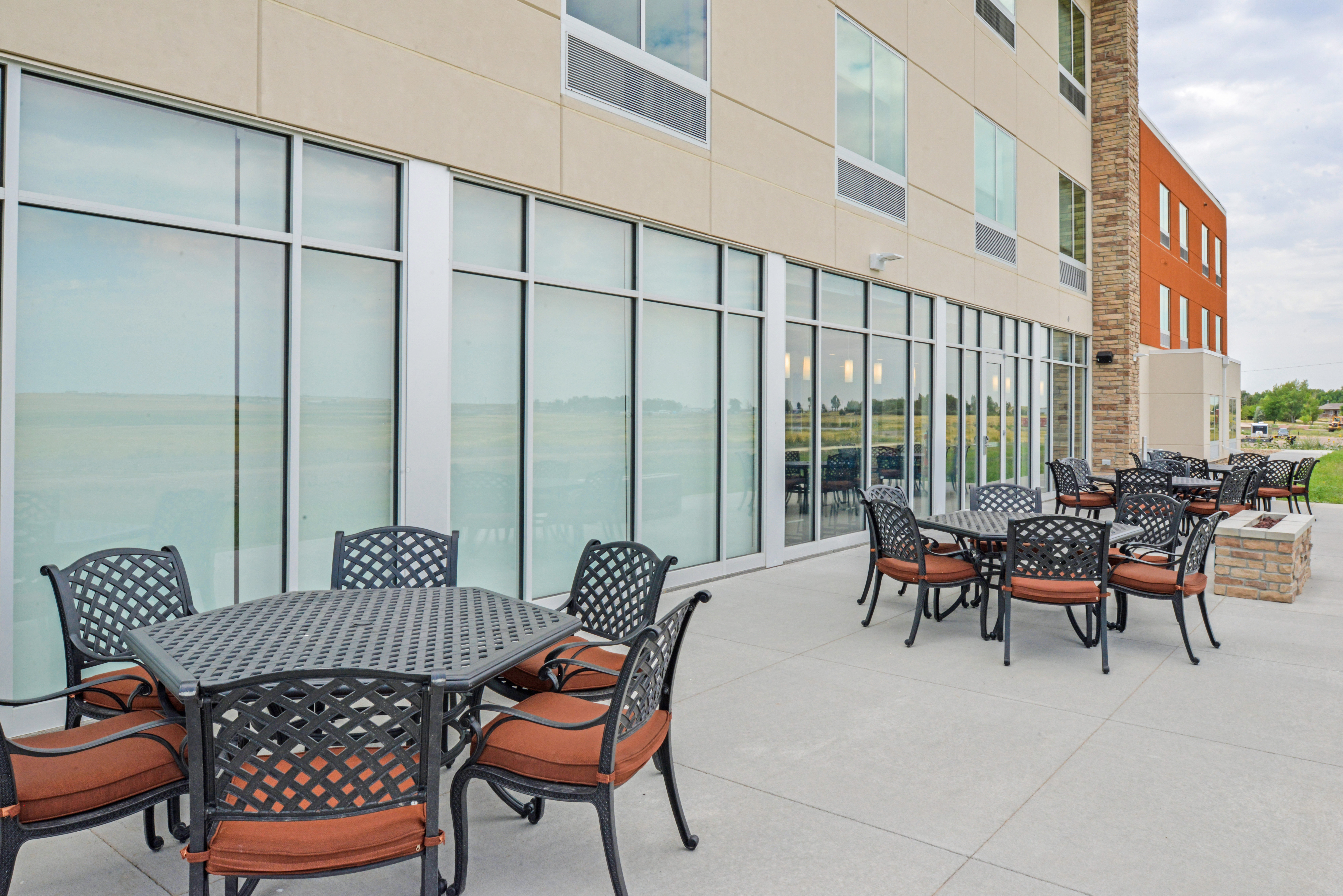 holiday inn express and suites chadron by ihg