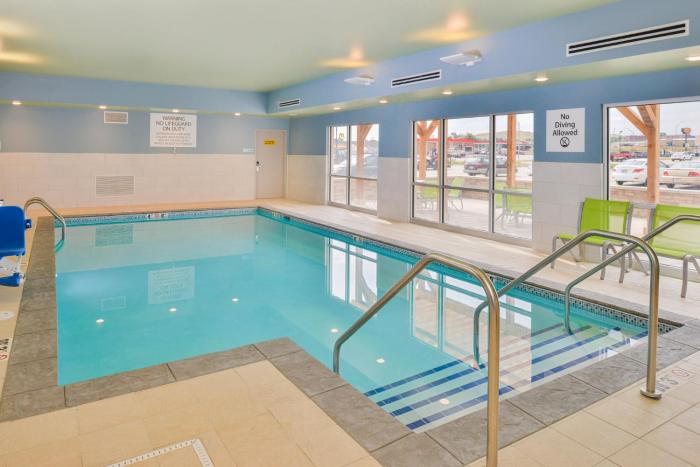 holiday inn express and suites chadron by ihg