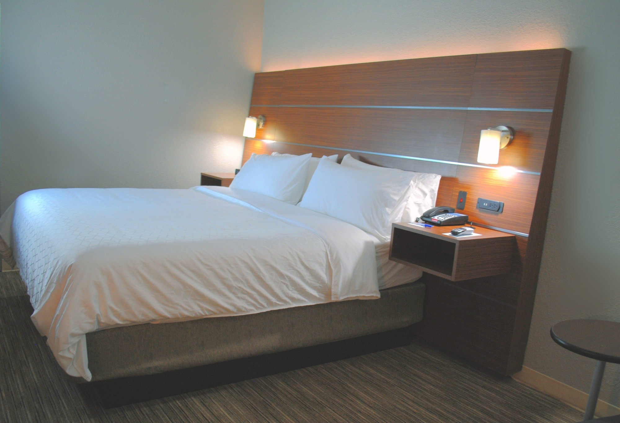holiday inn express and suites columbia city by ihg