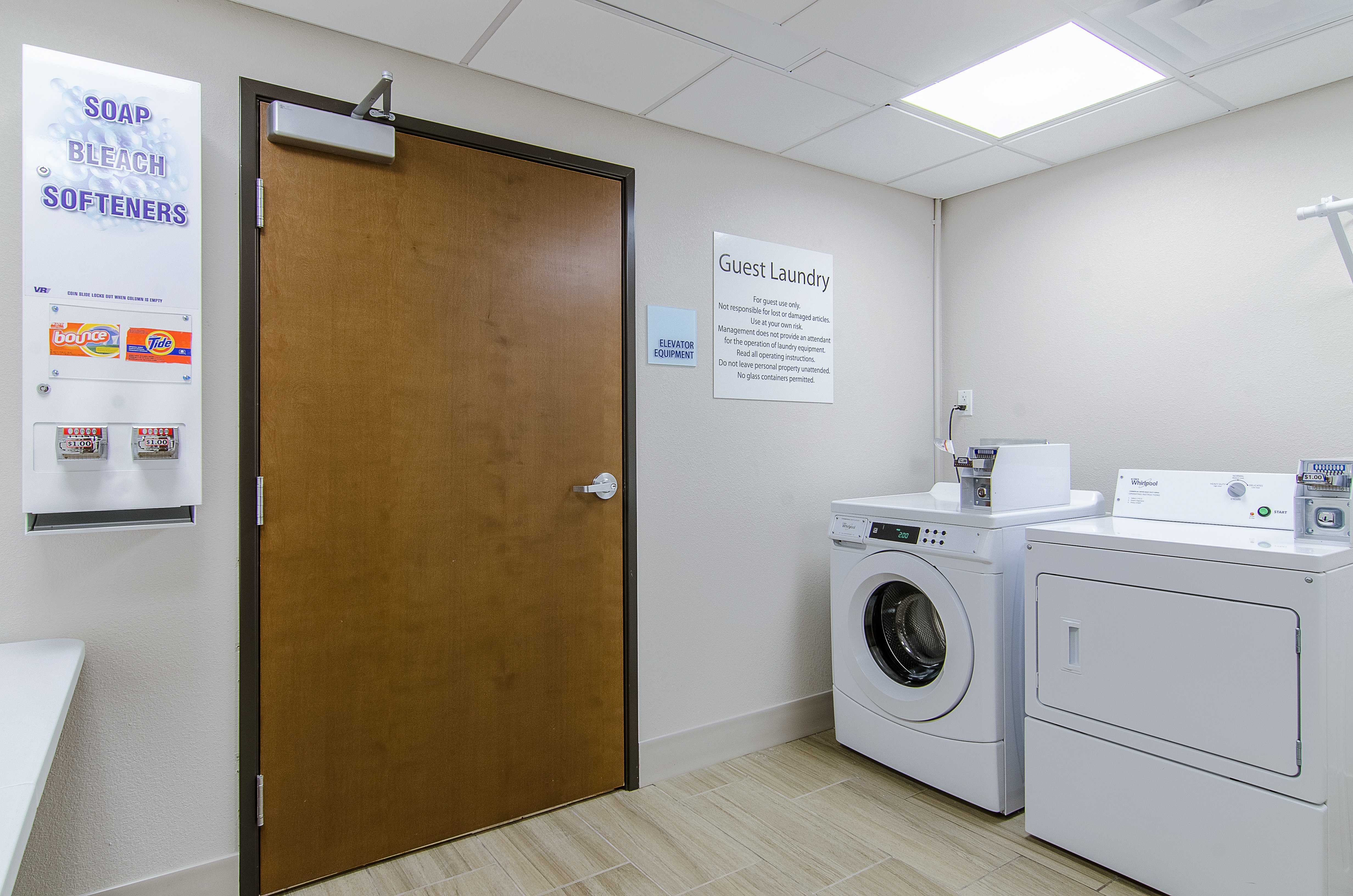 holiday inn express and suites atchison by ihg