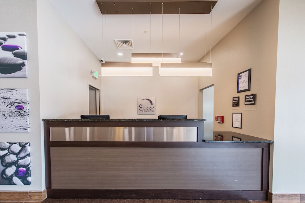 sleep inn and suites