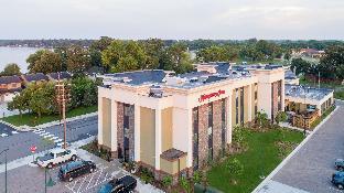 hampton inn spicer green lake