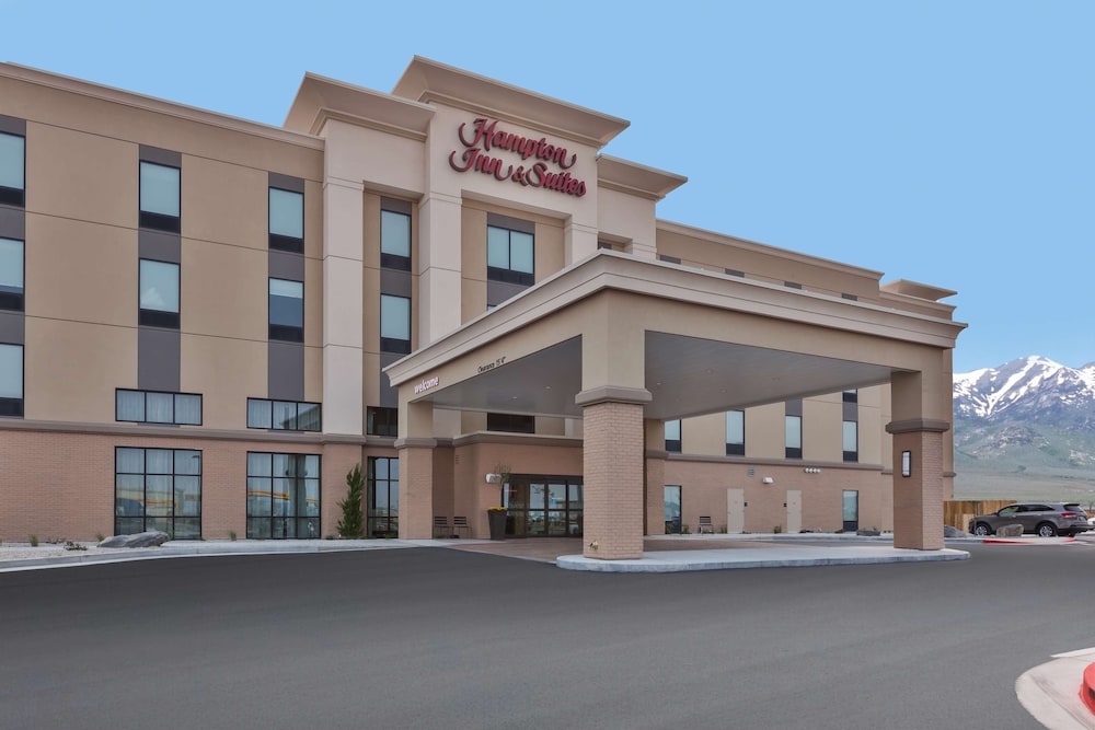 hampton inn and suites wells