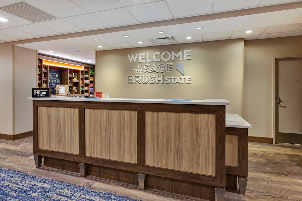 hampton inn and suites wells