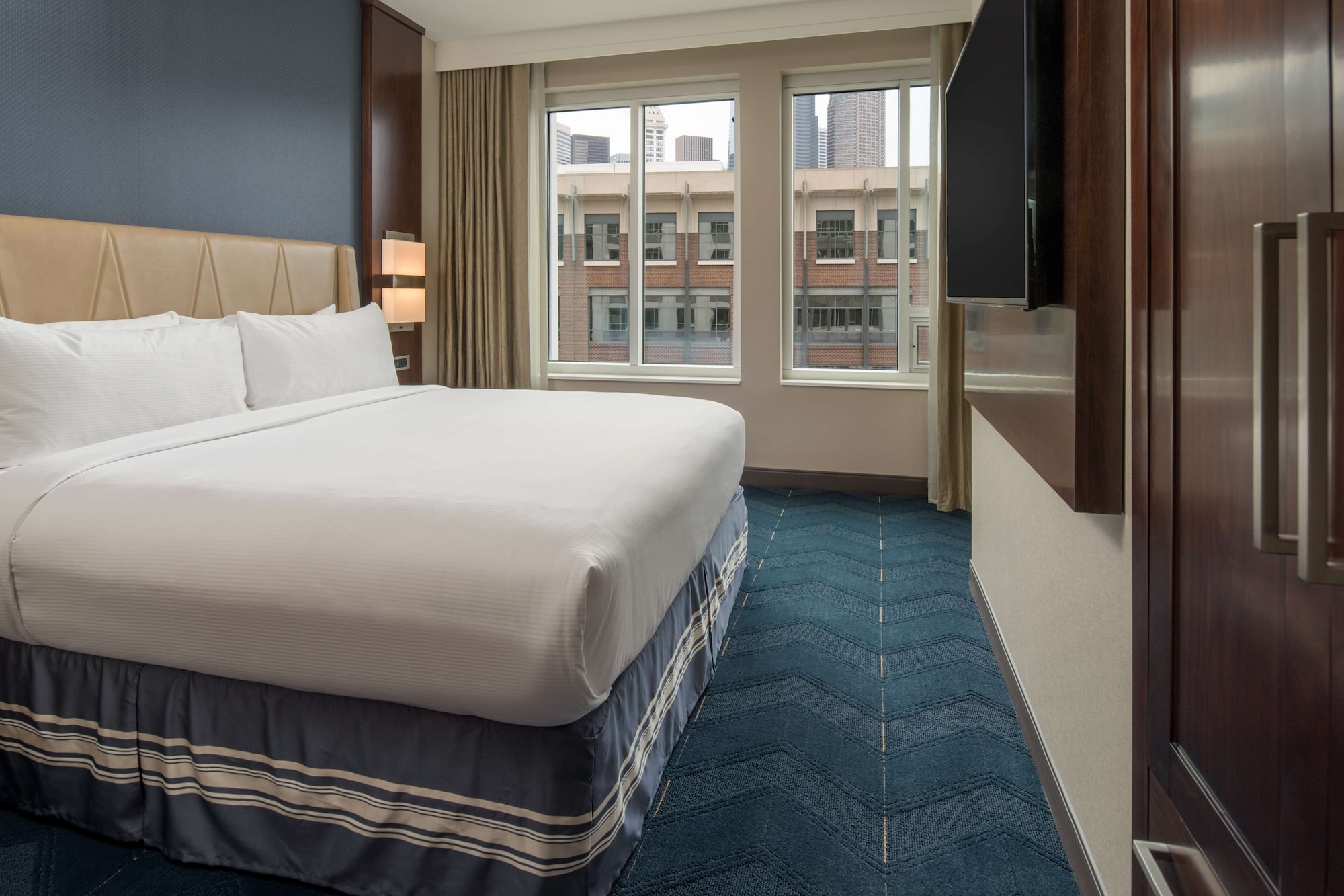 embassy suites by hilton seattle downtown pioneer square