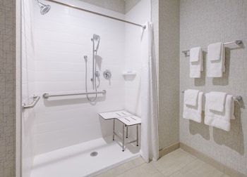 holiday inn express and sui dallas nw hwy love field