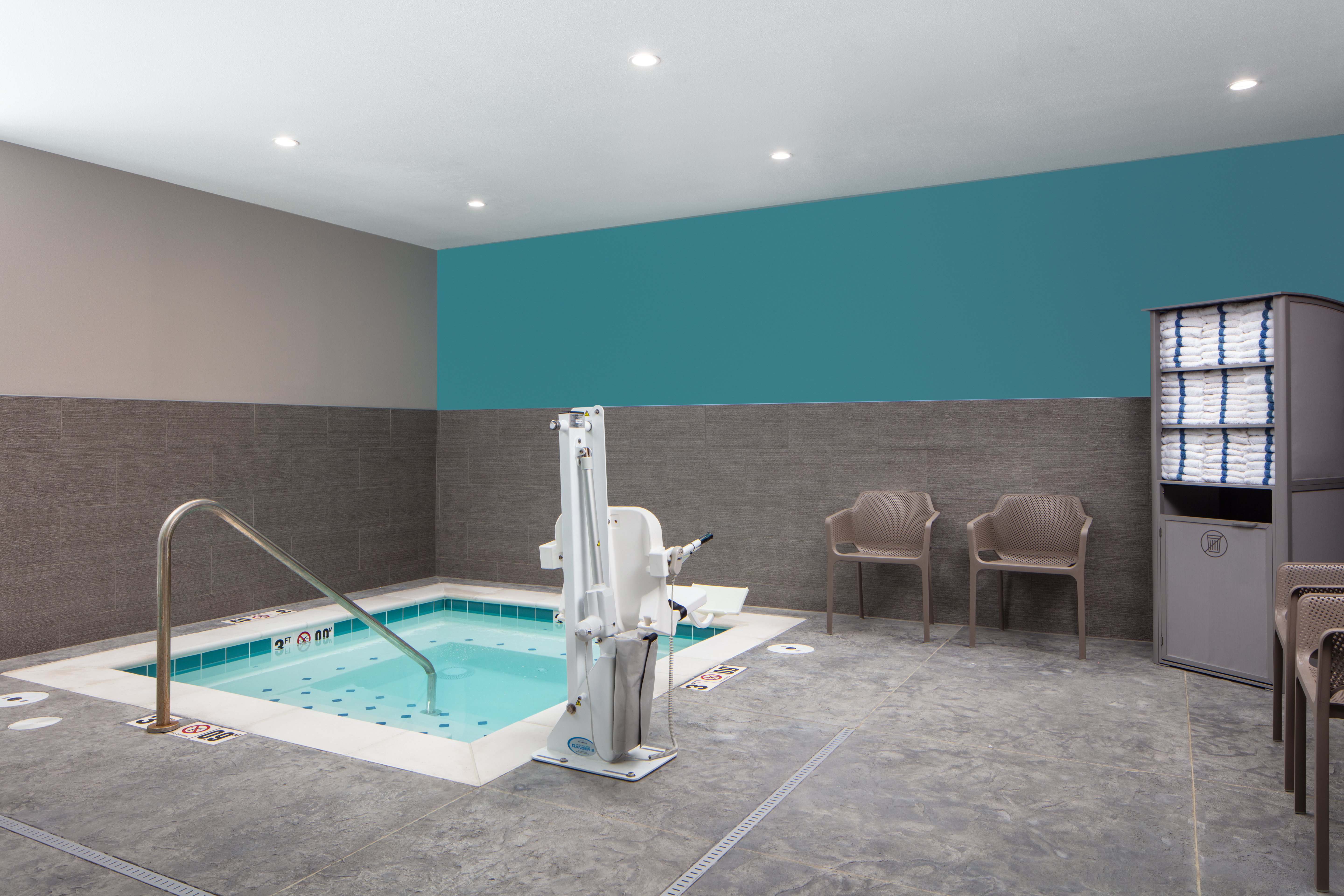 avid hotel wenatchee by ihg