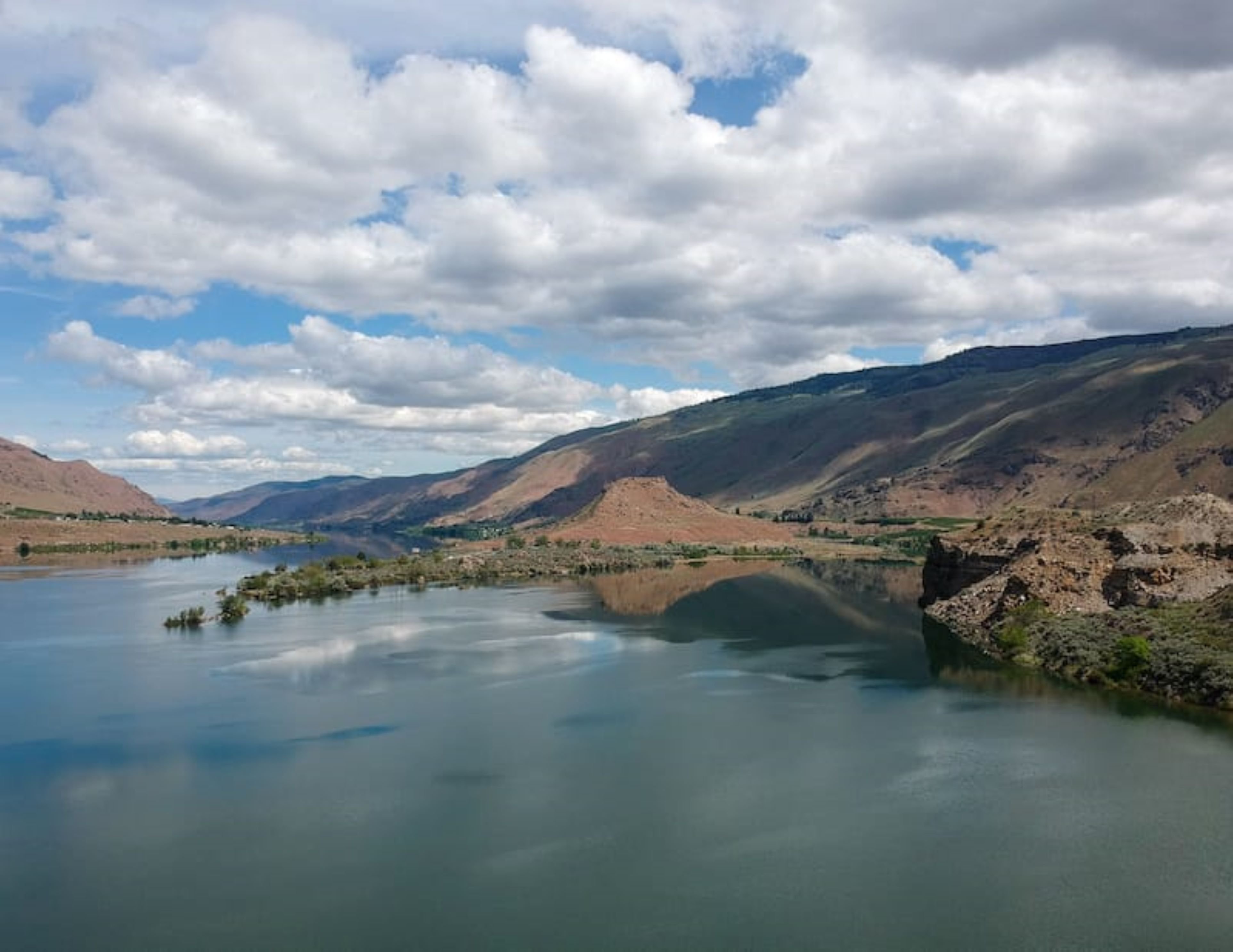 avid hotel wenatchee by ihg