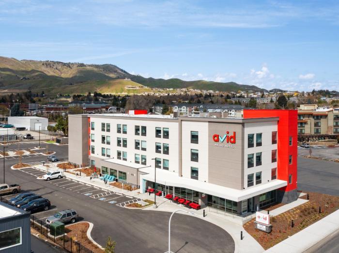 avid hotel wenatchee by ihg