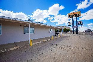 holiday motel lordsburg by oyo