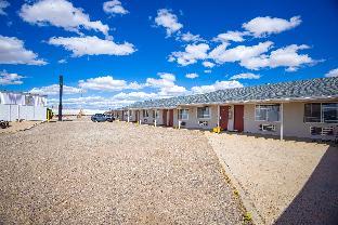 holiday motel lordsburg by oyo
