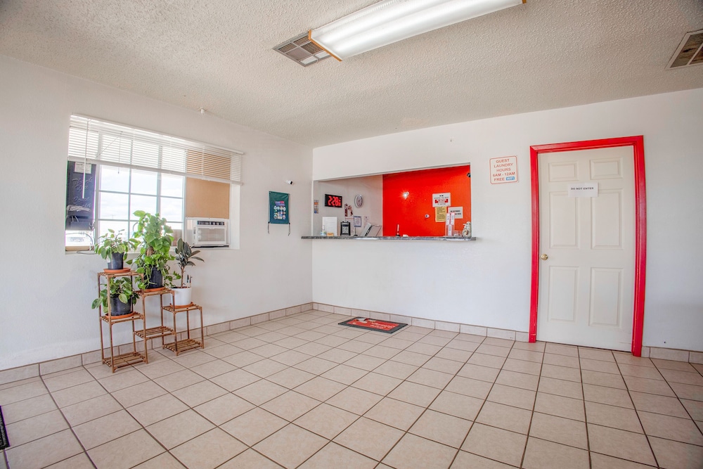 holiday motel lordsburg by oyo