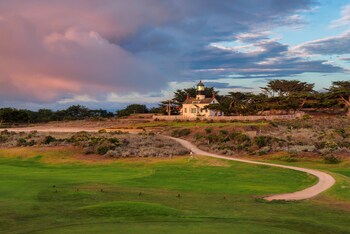 Andril Fireplace Cottages,Monterey County>>Monterey,3 star