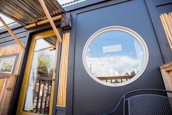 tiny digs hotel of tiny houses