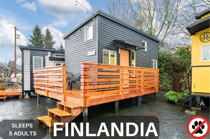 tiny digs hotel of tiny houses