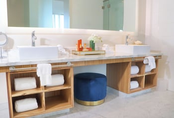 scarlet pearl casino resort