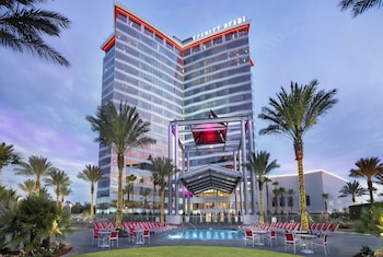 scarlet pearl casino resort