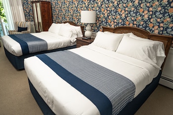 homeport inn and tavern