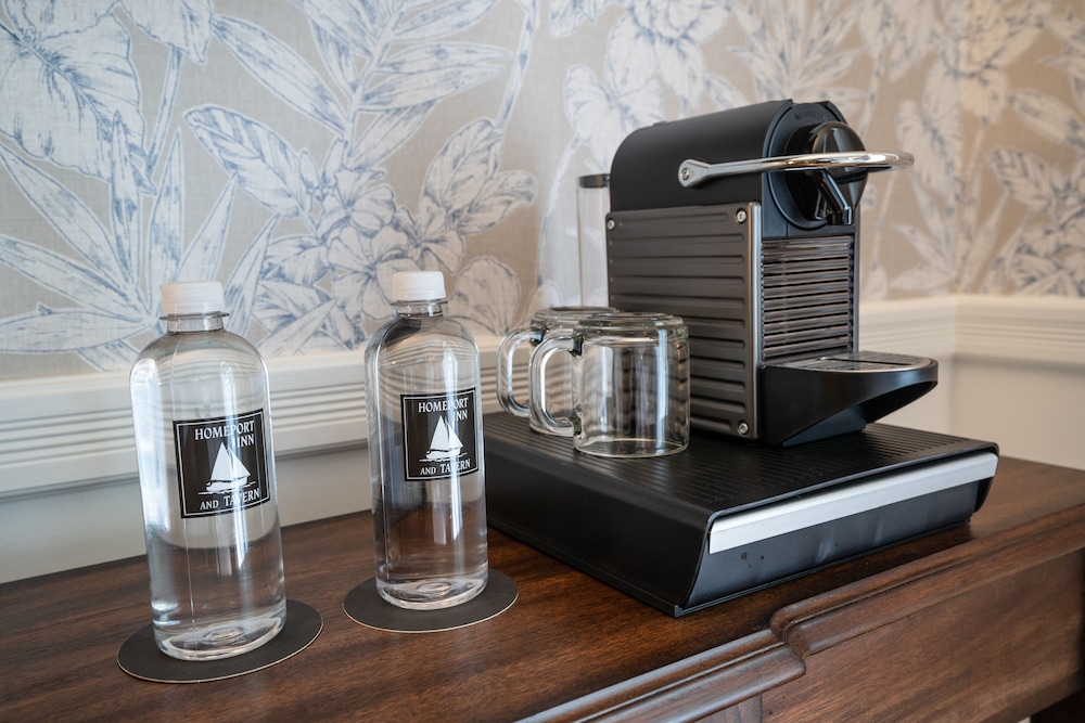 homeport inn and tavern