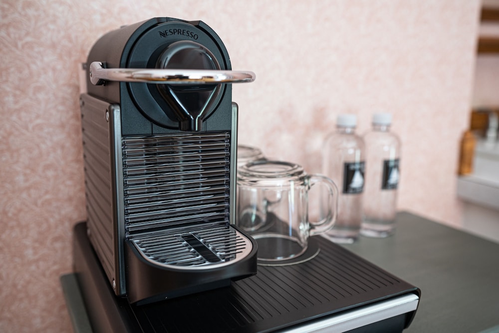 homeport inn and tavern