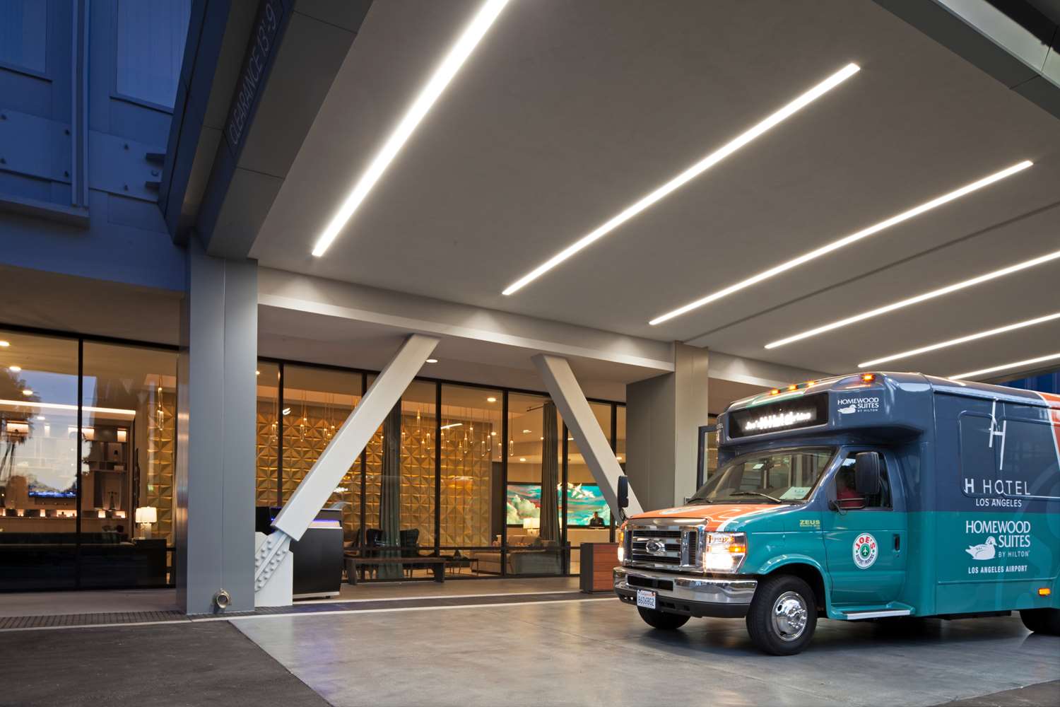 h hotel los angeles curio collection by hilton