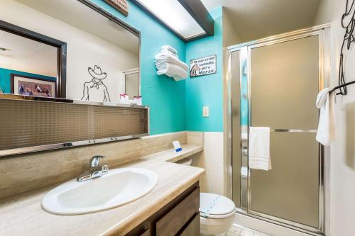 rodeway inn and suites big water antelope canyon