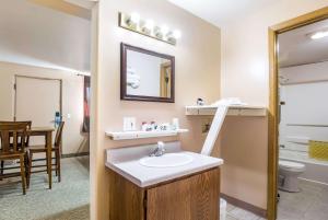 rodeway inn and suites big water antelope canyon