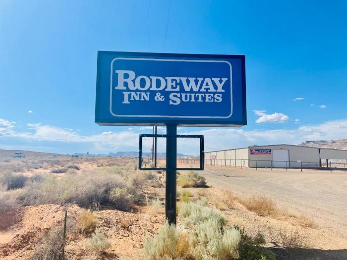 rodeway inn and suites big water antelope canyon