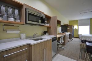 home2 suites by hilton fort worth southwest cityview