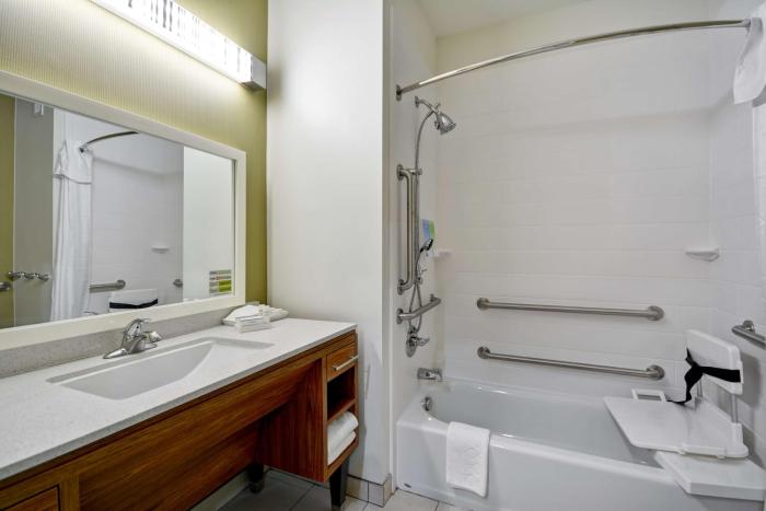 home2 suites by hilton fort worth southwest cityview