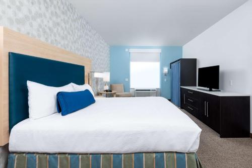home2 suites by hilton ft lauderdale airport cruise port
