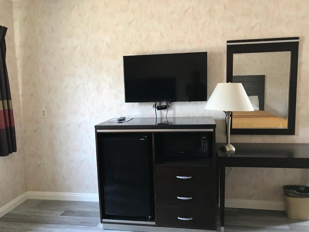 manhattan inn and suites lax