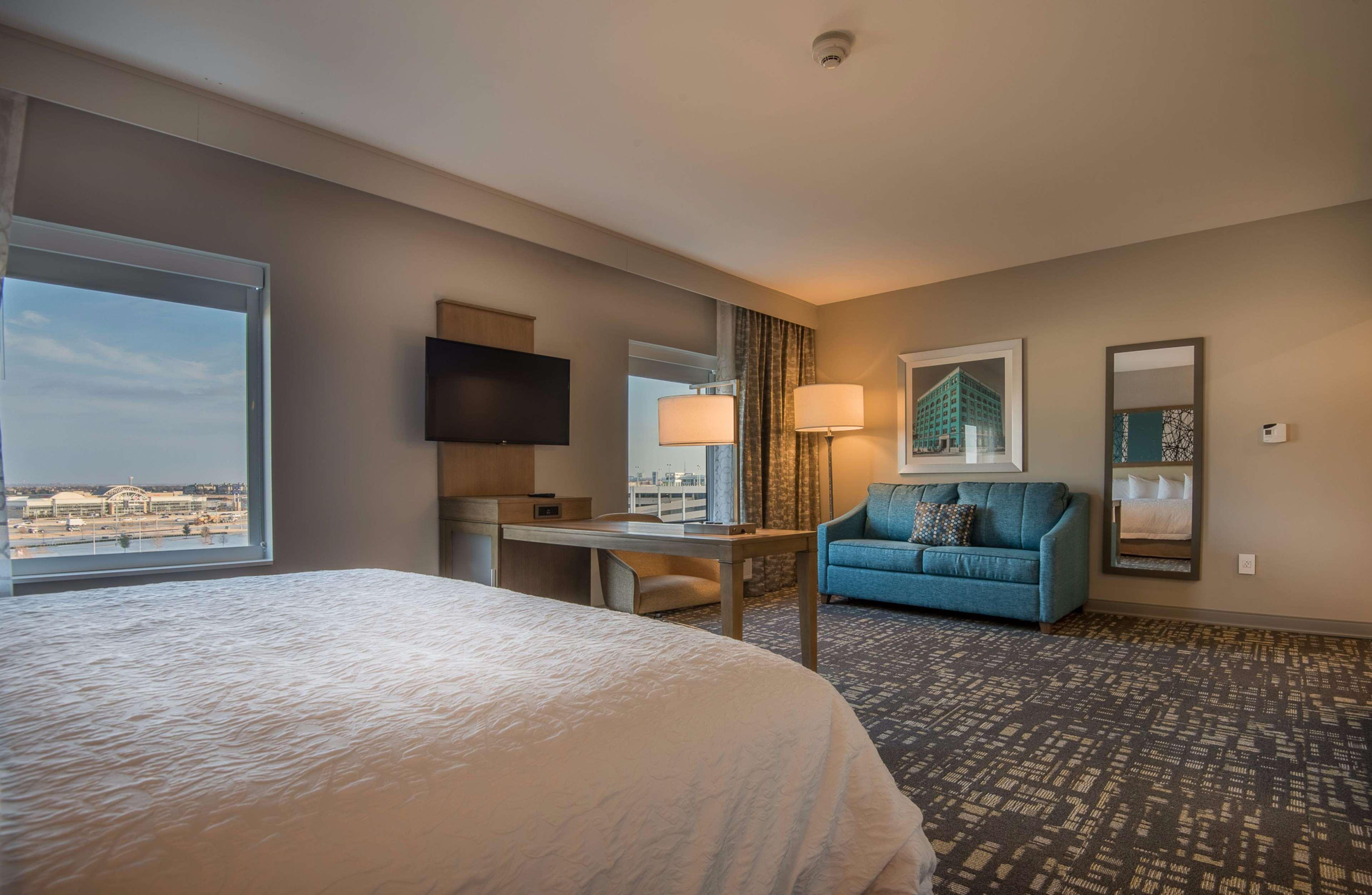 hampton inn and suites dallas the colony tx