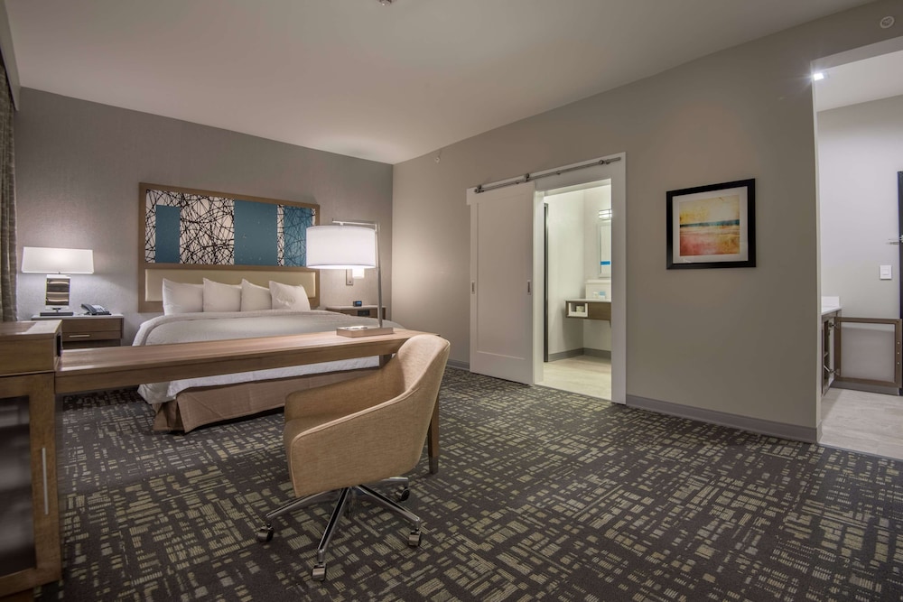 hampton inn and suites dallas the colony tx