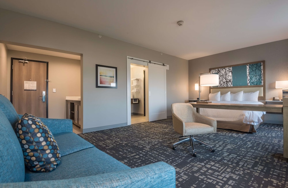 hampton inn and suites dallas the colony tx