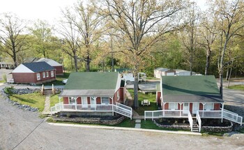 early american motel