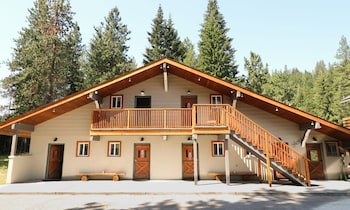 squirrel tree resort