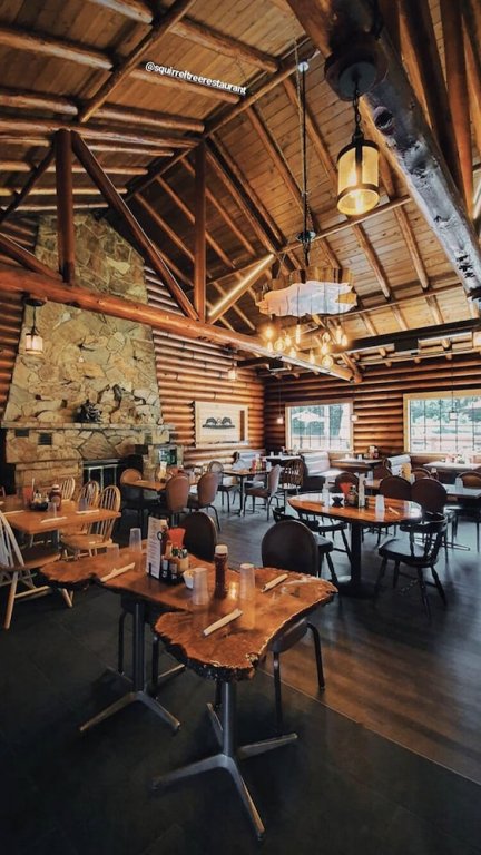 Squirrel Tree Resort,Leavenworth>>Coles Corner,3 star