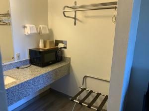 Landmark Inn,Kansas City>>Kansas,2 star
