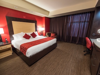 cherokee casino and hotel roland