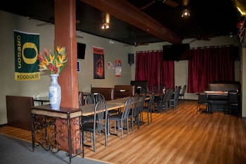 The Green Tree Hotel,Myrtle Creek>>Canyonville,3 star