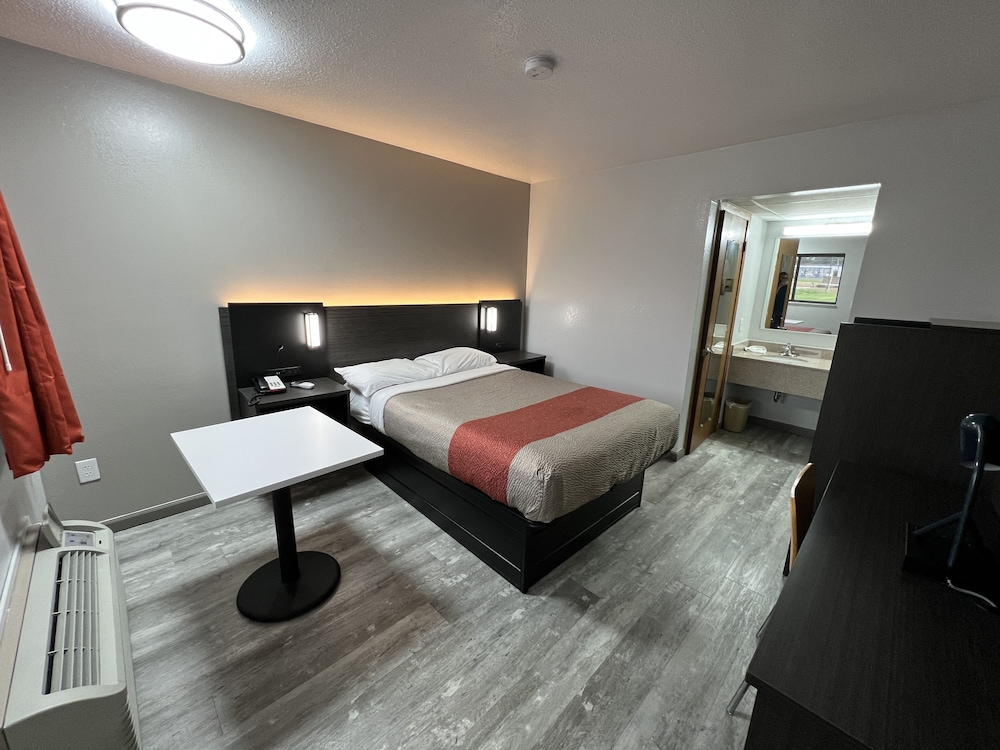 motel 6 dyersburg tn