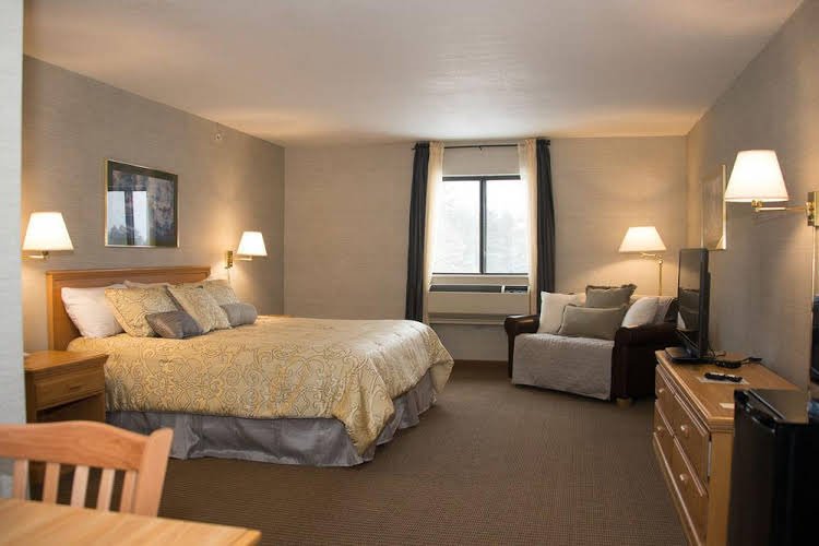 All Seasons Resort,Kalkaska>>Bellaire,3 star