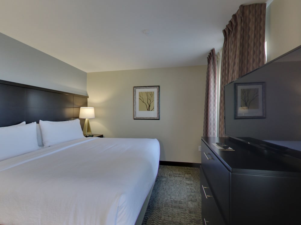 staybridge suites madison fitchburg by ihg